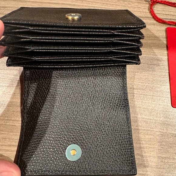 Valentino Garavani V-Logo Signature Leather Card Case in Black Brand New w/tags - Picture 4 of 8